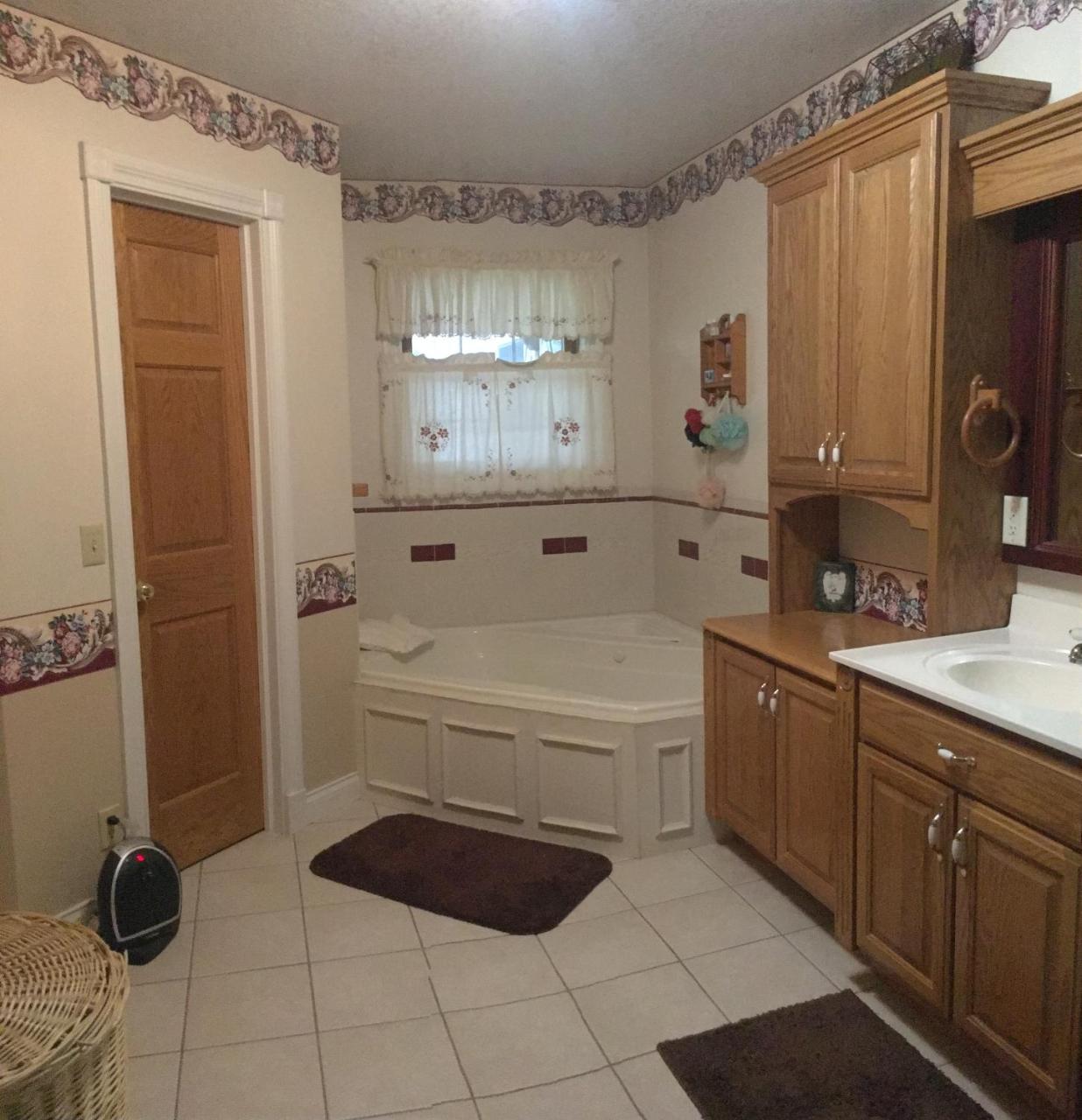 Green Gables Bed & Breakfast Odon Bagian luar foto